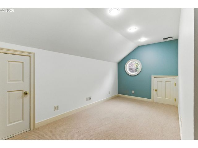 3860 Sw 75TH Ave, Portland, OR 97225