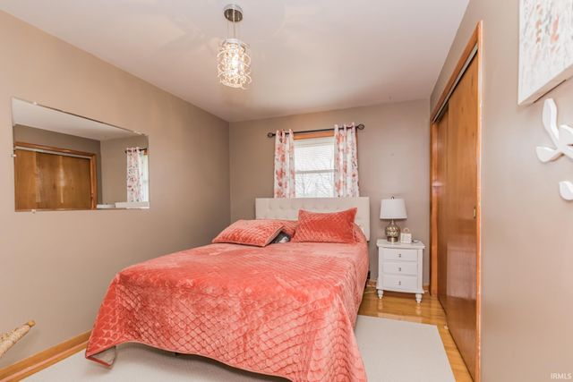 700 N Cook Road, Muncie, IN 47303