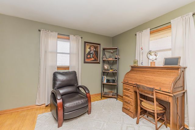 700 N Cook Road, Muncie, IN 47303