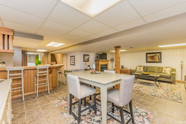 700 N Cook Road, Muncie, IN 47303