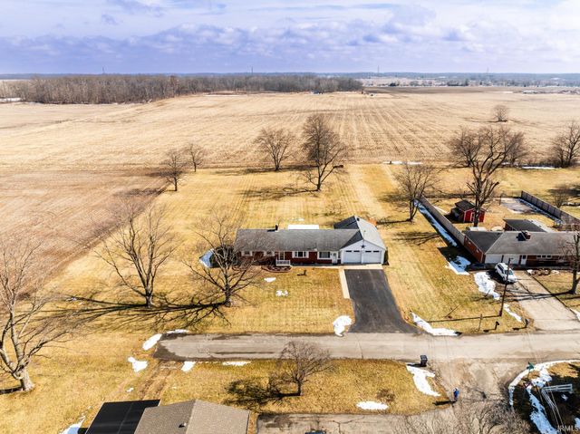 700 N Cook Road, Muncie, IN 47303