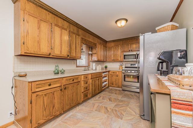 700 N Cook Road, Muncie, IN 47303