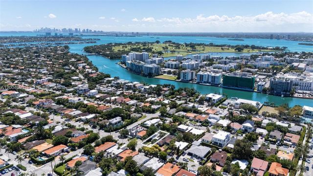 9516 Byron Ave, Surfside, FL 33154