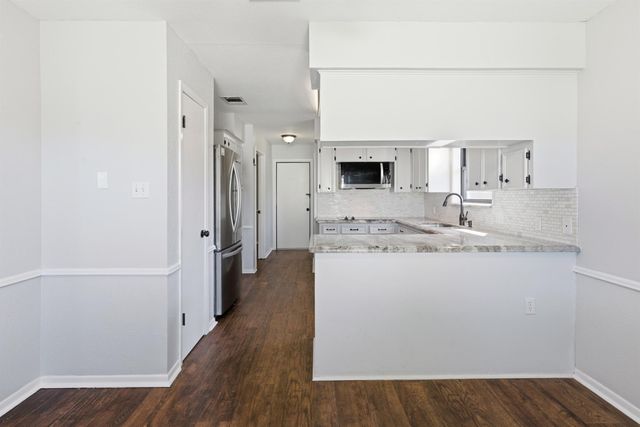 3721 Avenue R, Rosenberg, TX 77471