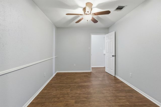 3721 Avenue R, Rosenberg, TX 77471