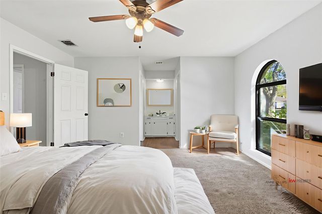 3721 Avenue R, Rosenberg, TX 77471