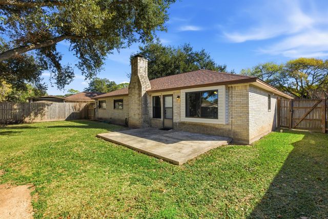 3721 Avenue R, Rosenberg, TX 77471