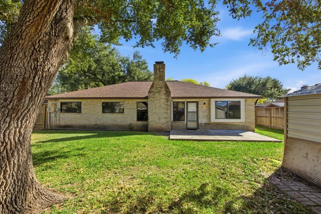 3721 Avenue R, Rosenberg, TX 77471