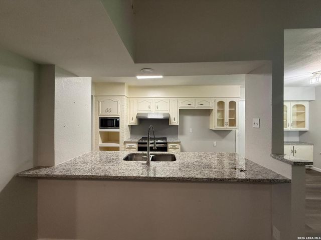 10606 Millspring, San Antonio, TX 78230