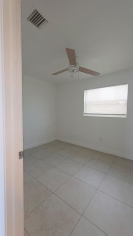 3251 NW 13th Court, Fort Lauderdale, FL 33311