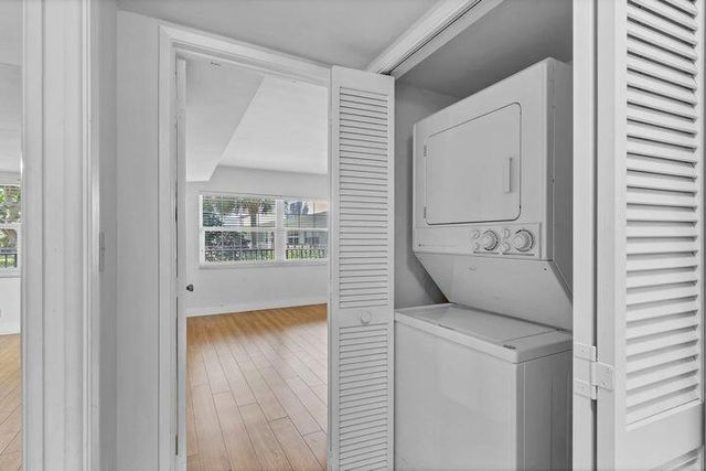 4007 N Cypress Drive 204, Pompano Beach, FL 33069