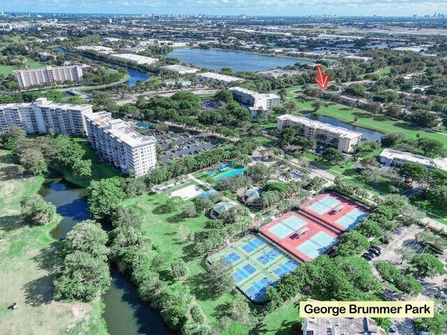 4007 N Cypress Drive 204, Pompano Beach, FL 33069