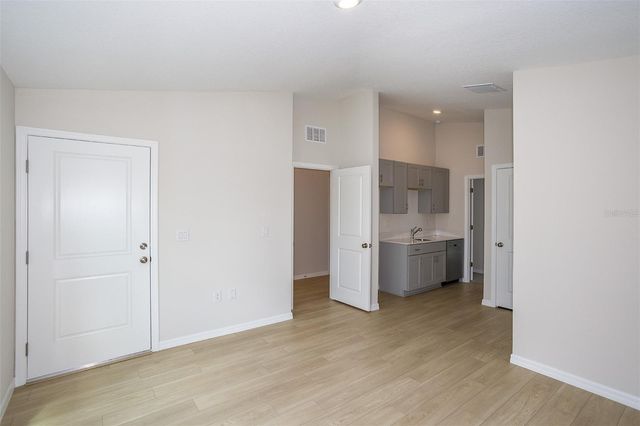 31702 OYSTER TRELLIS LANE, Wesley Chapel, FL 33545