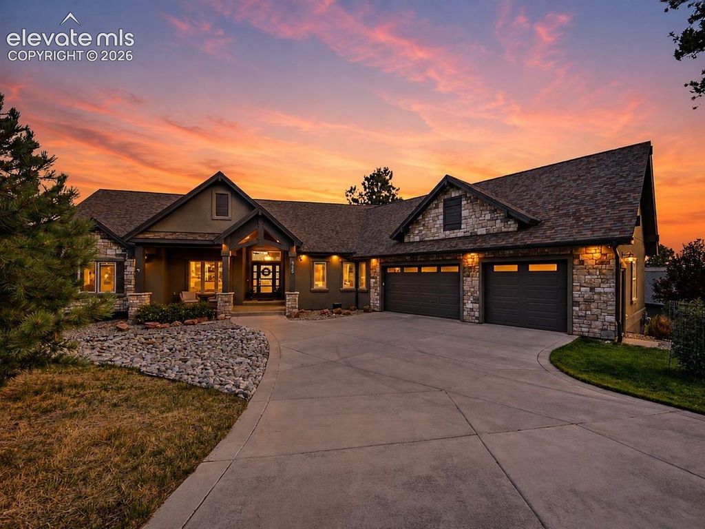 955 Locklin Way, Woodland Park, CO 80863 — exterior