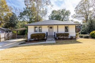 982 Oakdale SE Drive, Smyrna, GA 30080
