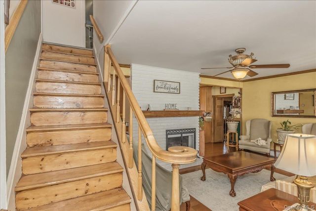 25 Summit Lane, Levittown, NY 11756