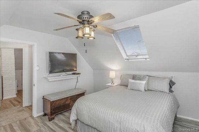 25 Summit Lane, Levittown, NY 11756