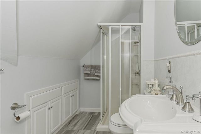 25 Summit Lane, Levittown, NY 11756