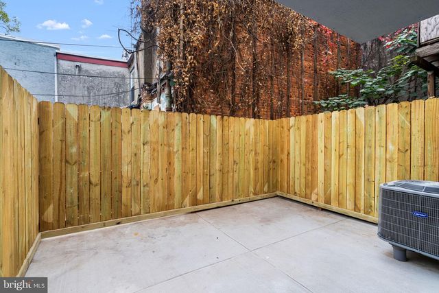 4134 OGDEN ST, Philadelphia, PA 19104