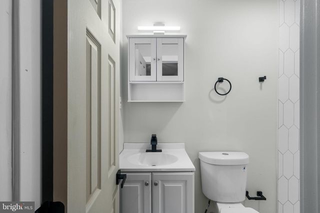 4134 OGDEN ST, Philadelphia, PA 19104