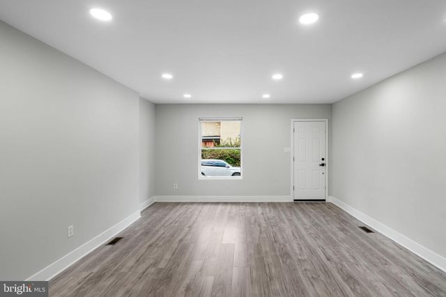 4134 OGDEN ST, Philadelphia, PA 19104