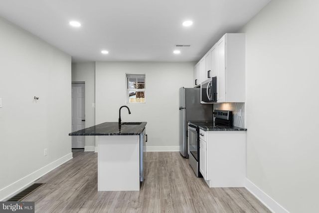 4134 OGDEN ST, Philadelphia, PA 19104