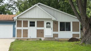 1900 Longmeadow Drive, Lindenhurst, IL 60046