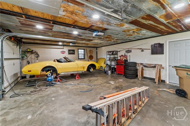 1723 Walthour Road, Savannah, GA 31410