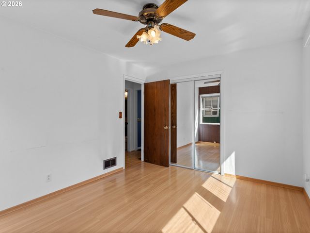 10445 Se CENTER St, Portland, OR 97266