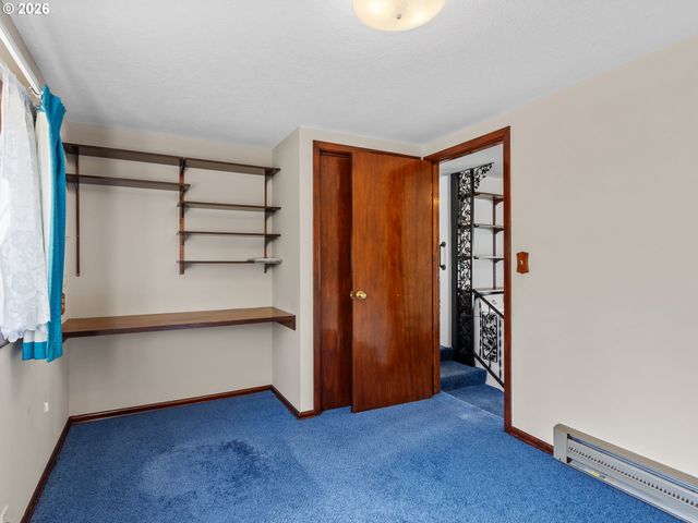 10445 Se CENTER St, Portland, OR 97266