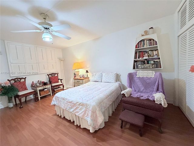 1120 102nd St 21, Bay Harbor Islands, FL 33154
