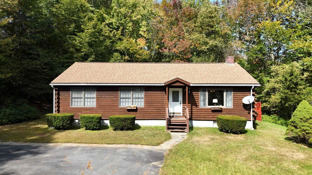 22 Birchwood Drive, Weathersfield, VT 05151