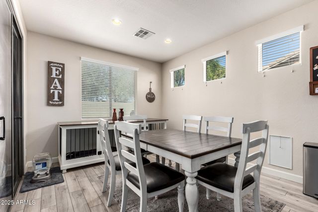 4668 S MCMINN Drive, Gilbert, AZ 85297