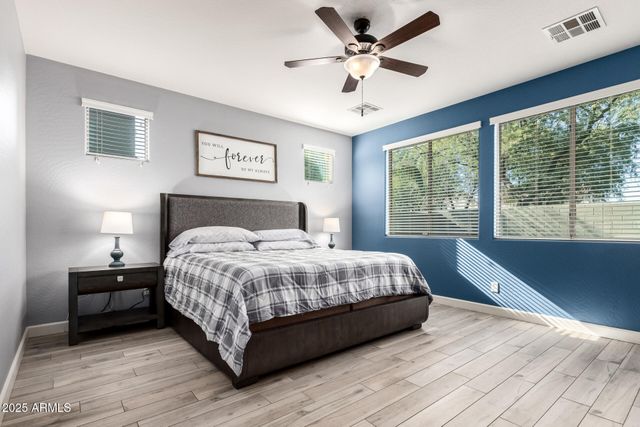 4668 S MCMINN Drive, Gilbert, AZ 85297