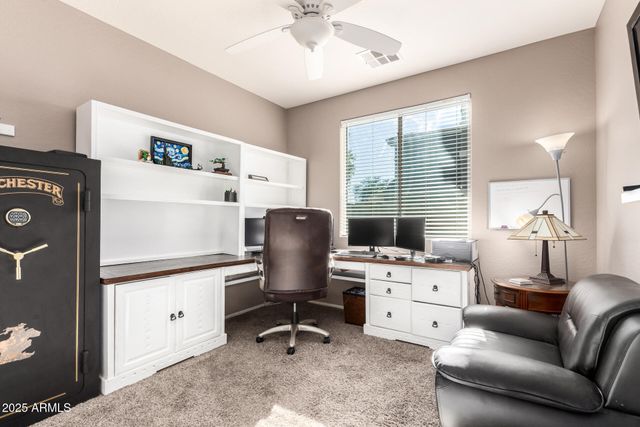 4668 S MCMINN Drive, Gilbert, AZ 85297