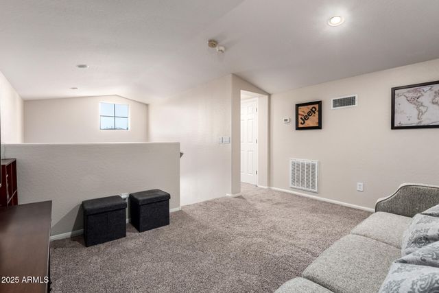 4668 S MCMINN Drive, Gilbert, AZ 85297