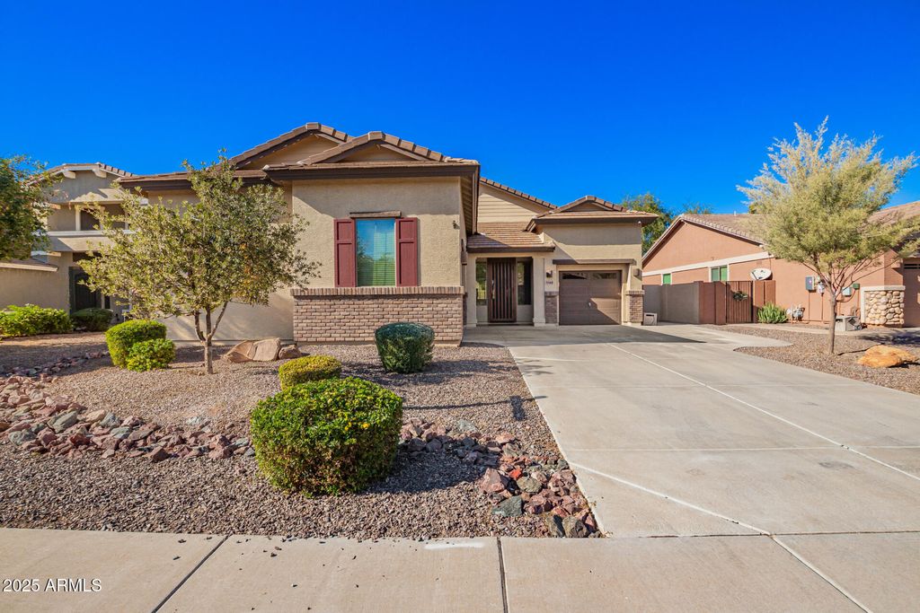 4668 S MCMINN Drive, Gilbert, AZ 85297