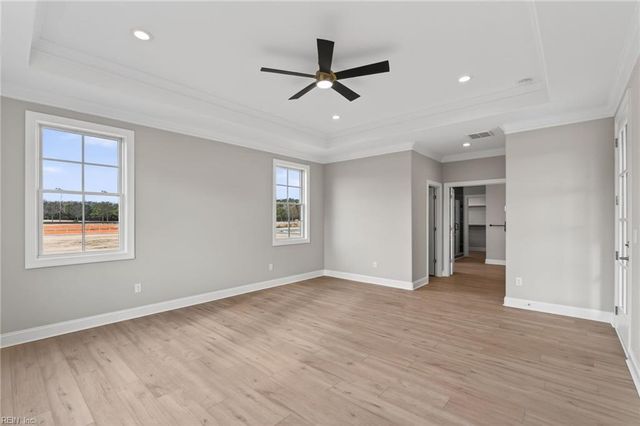 119 Golden Bear CIR, Cape Charles, VA 23310