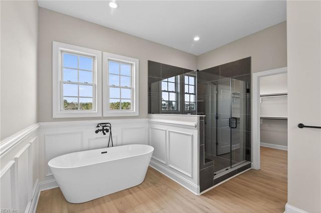 119 Golden Bear CIR, Cape Charles, VA 23310