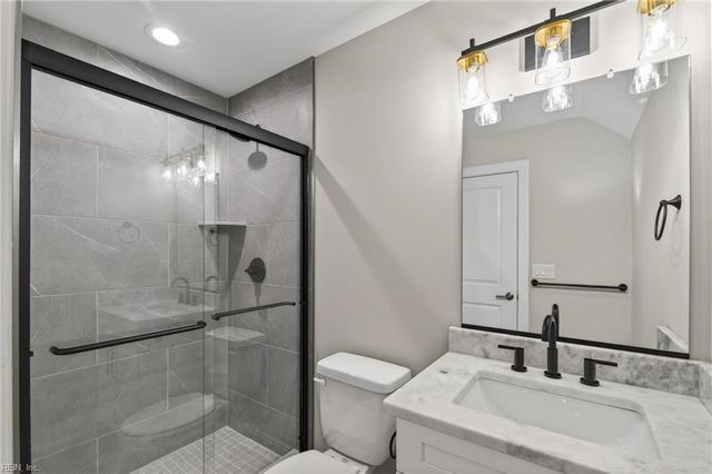 119 Golden Bear CIR, Cape Charles, VA 23310