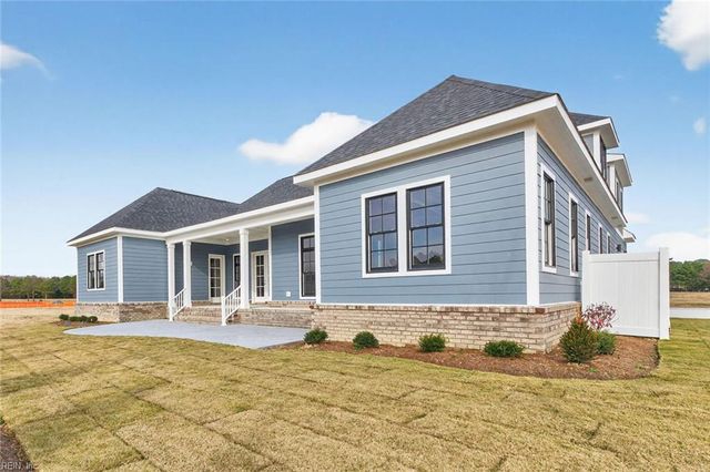 119 Golden Bear CIR, Cape Charles, VA 23310