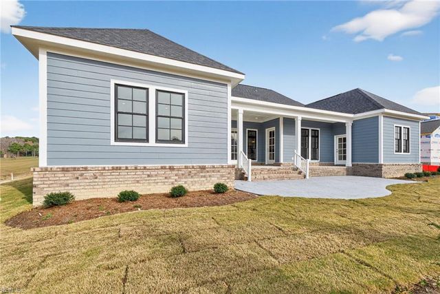 119 Golden Bear CIR, Cape Charles, VA 23310
