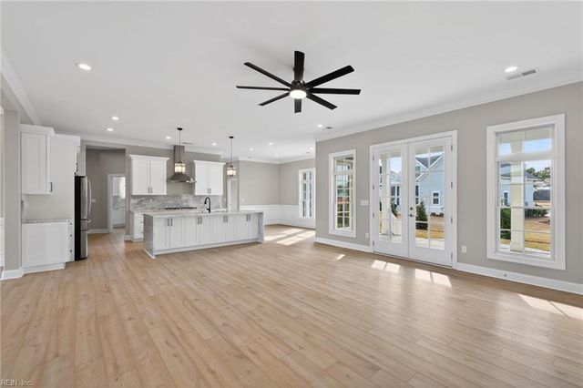 119 Golden Bear CIR, Cape Charles, VA 23310