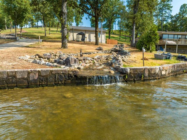 300 Pinehill, Hot Springs, AR 71913