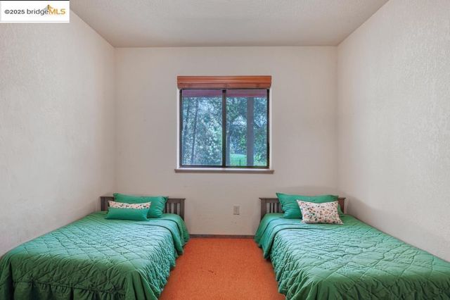 19195 Ferretti Rd., Groveland, CA 95321