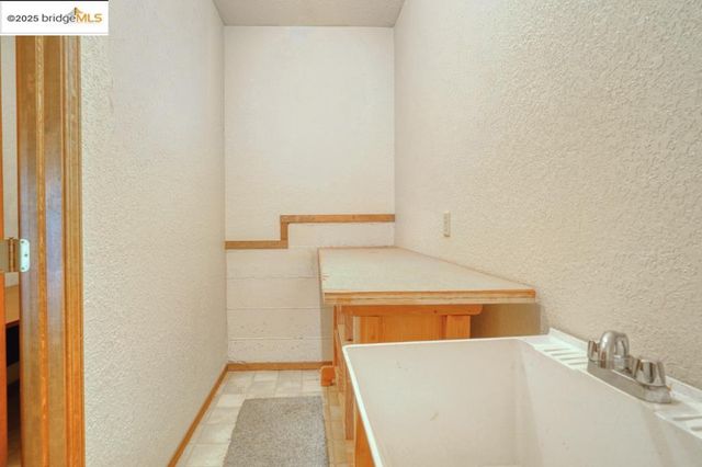 19195 Ferretti Rd., Groveland, CA 95321