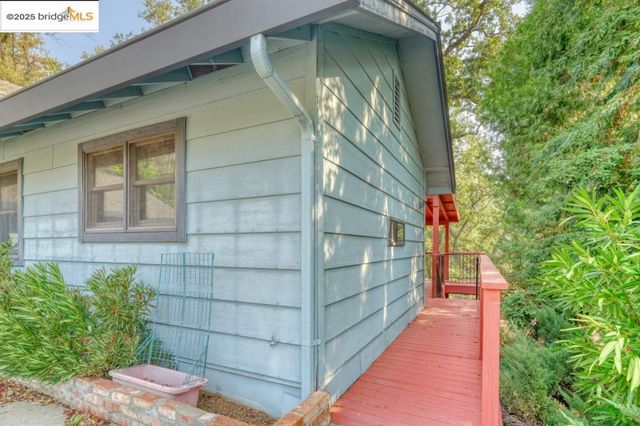 19195 Ferretti Rd., Groveland, CA 95321