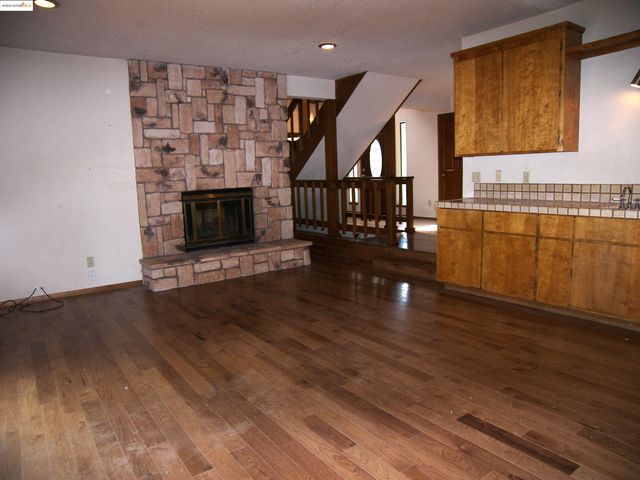 19195 Ferretti Rd., Groveland, CA 95321