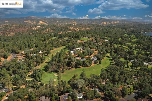 19195 Ferretti Rd., Groveland, CA 95321