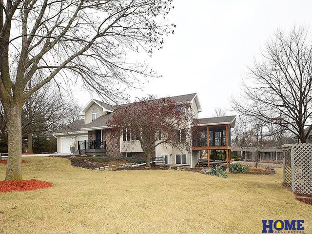 5940 Stable Lane, Lincoln, NE 68523